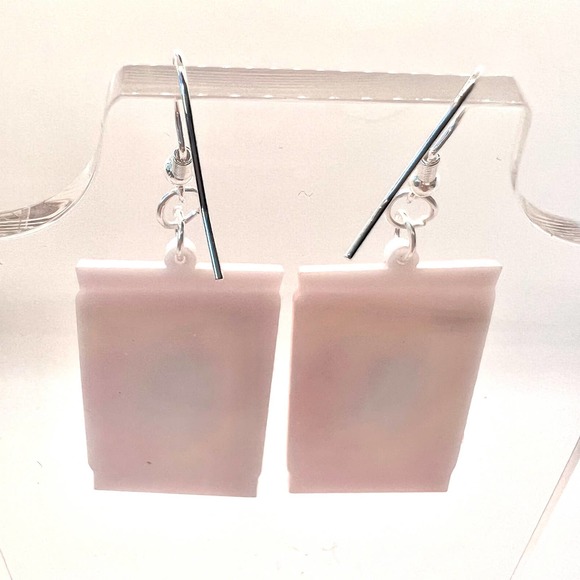 Nutter Butter Earrings - Cracker Earrings - American Earrings - Snack Accessorie - Picture 4 of 8